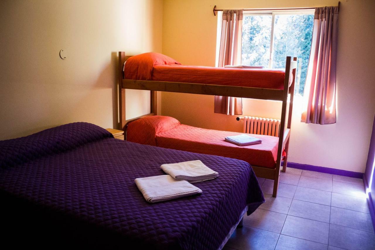 Hostel De La Plaza Amalia San Carlos de Bariloche Exteriör bild