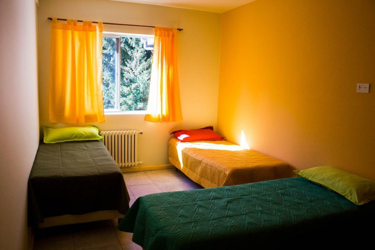 Hostel De La Plaza Amalia San Carlos de Bariloche Exteriör bild