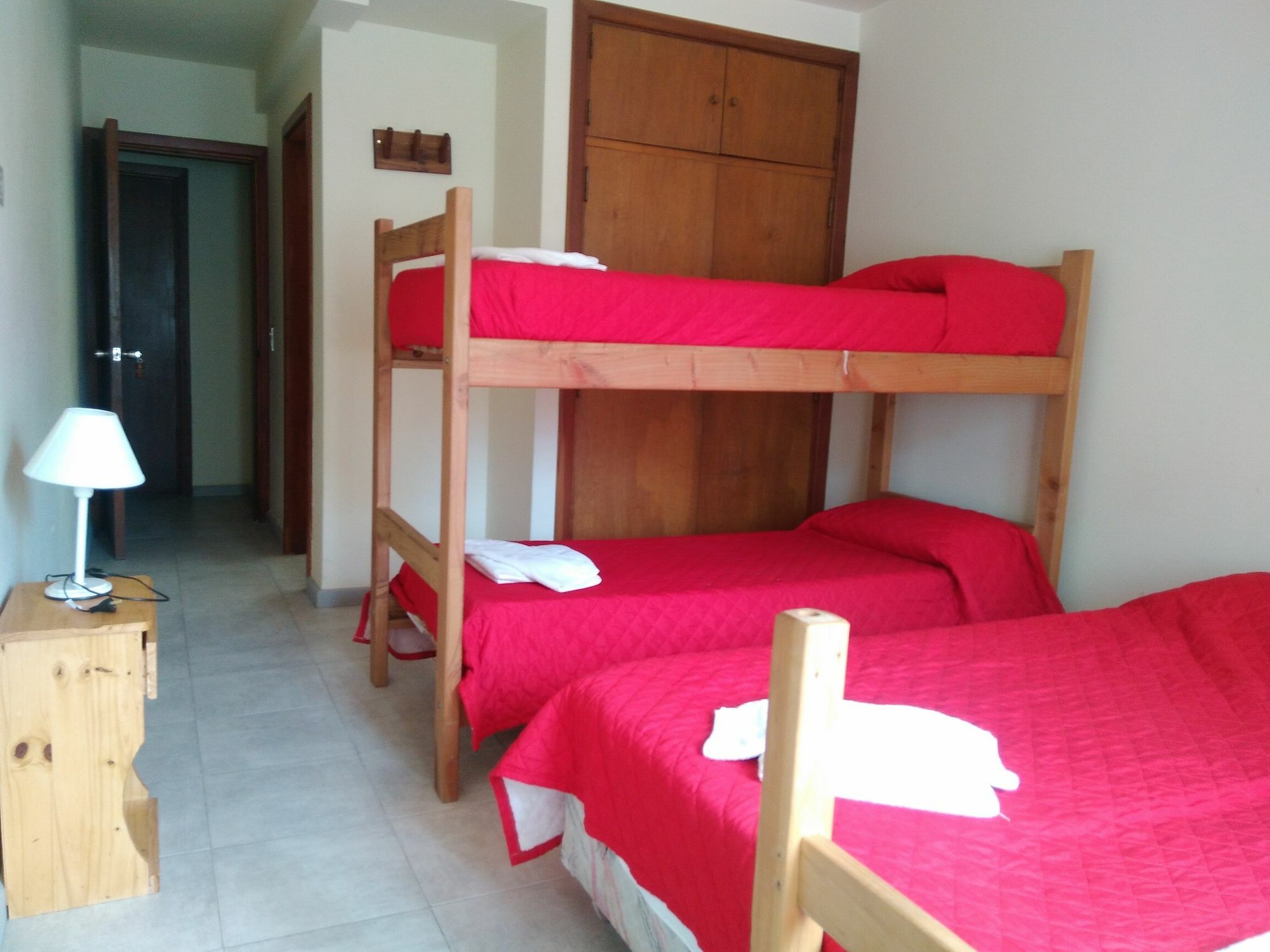 Hostel De La Plaza Amalia San Carlos de Bariloche Exteriör bild